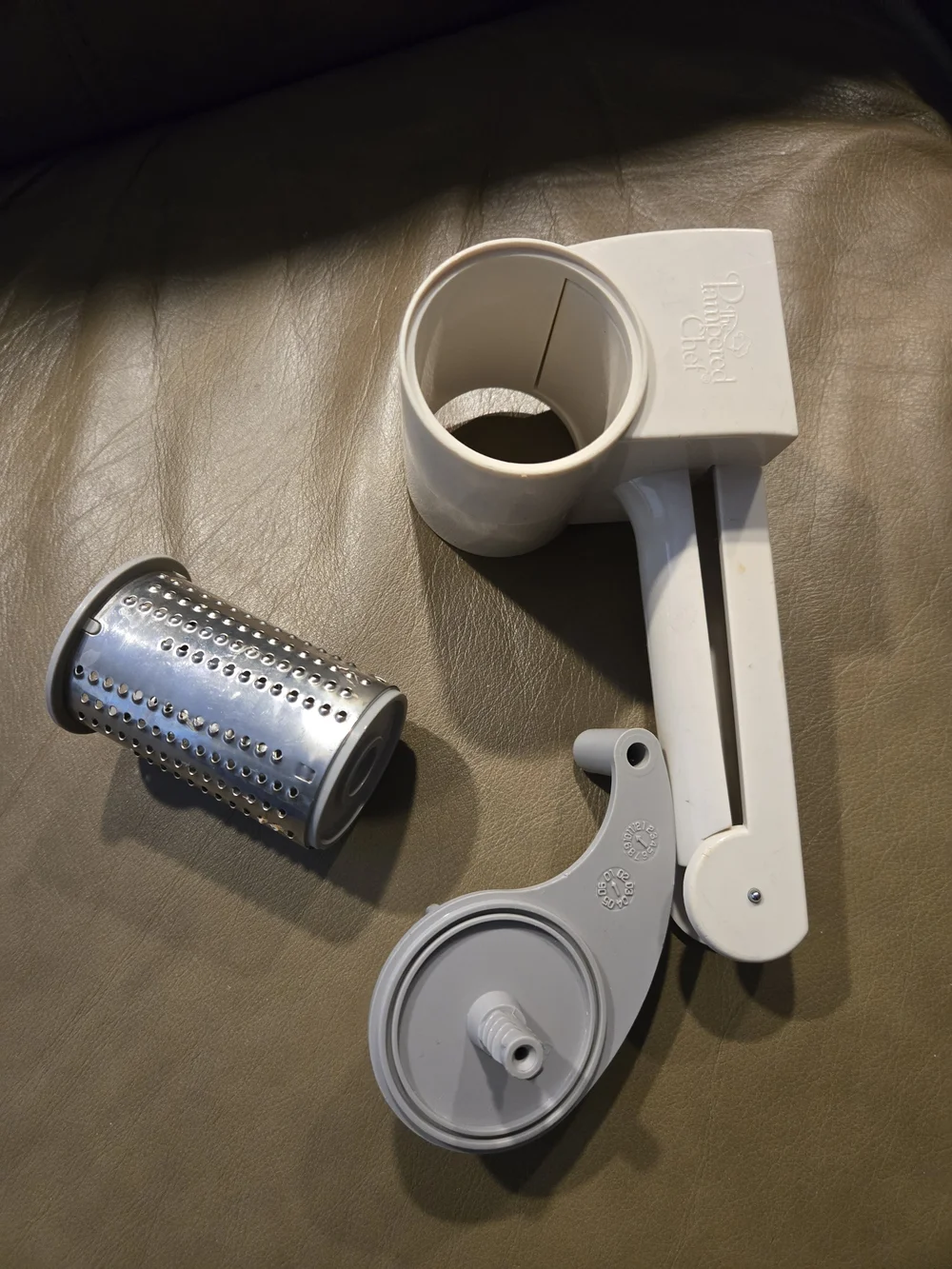 Pampered Chef compact rotary